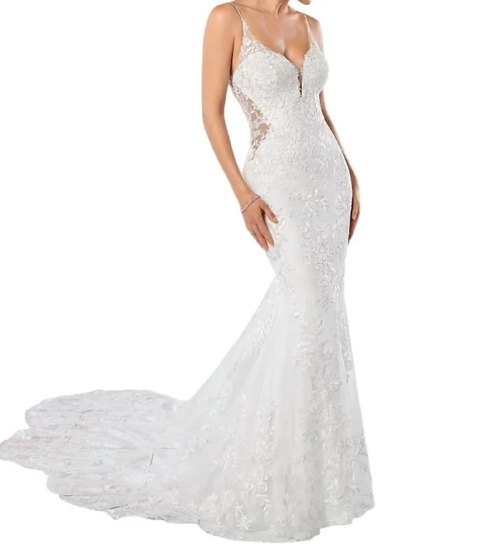 Price Reduction Glamorous Beach Wedding Dress With Scallop Train In Ivory