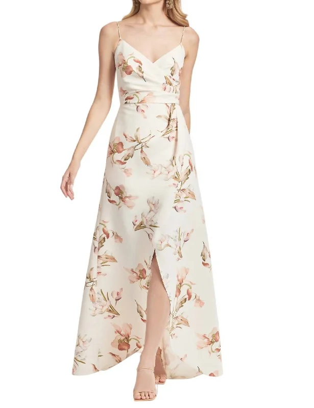 Instant Savings Abby Gown In Eggshell Venetia Petals