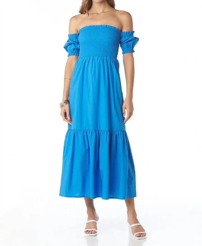 Act Fast Kourt Dress In Blue